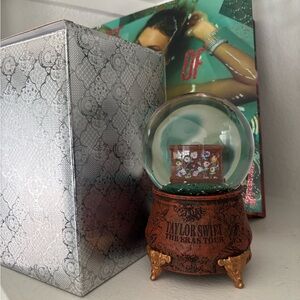 Taylor Swift The Eras Tour Snow Globe